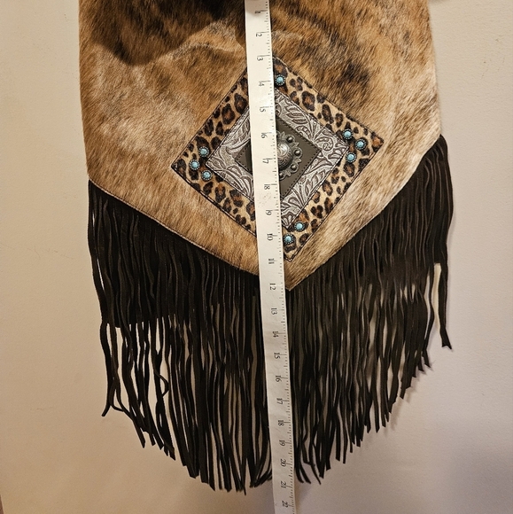 NEW! ARIAT Nashville Genuine Leather Calf Hair Fringe Accent Shoulder Bag Purse. - Picture 12 of 12